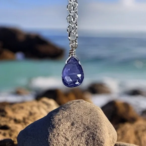 Genuine Tanzanite Pendant Necklace! - Picture 4 of 10